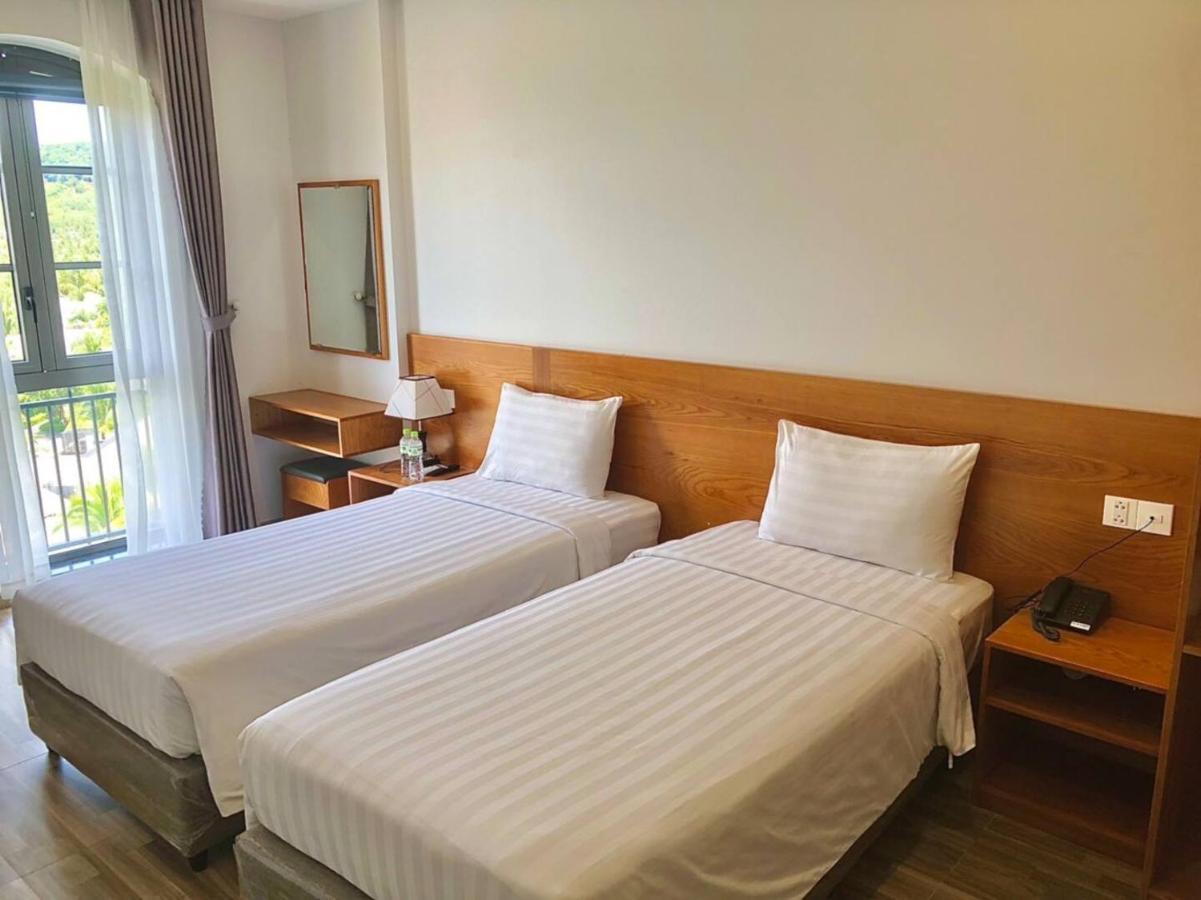 Sky Hotel Phu Quoc Esterno foto