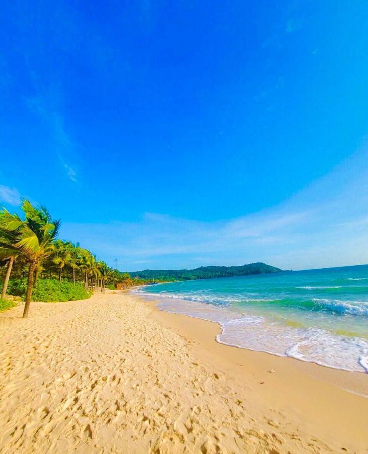 Sky Hotel Phu Quoc Esterno foto