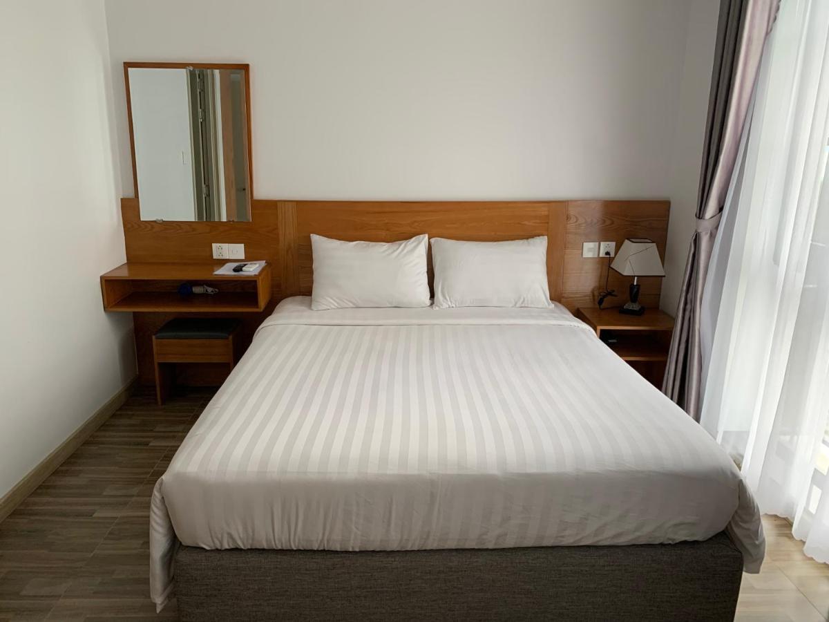 Sky Hotel Phu Quoc Esterno foto